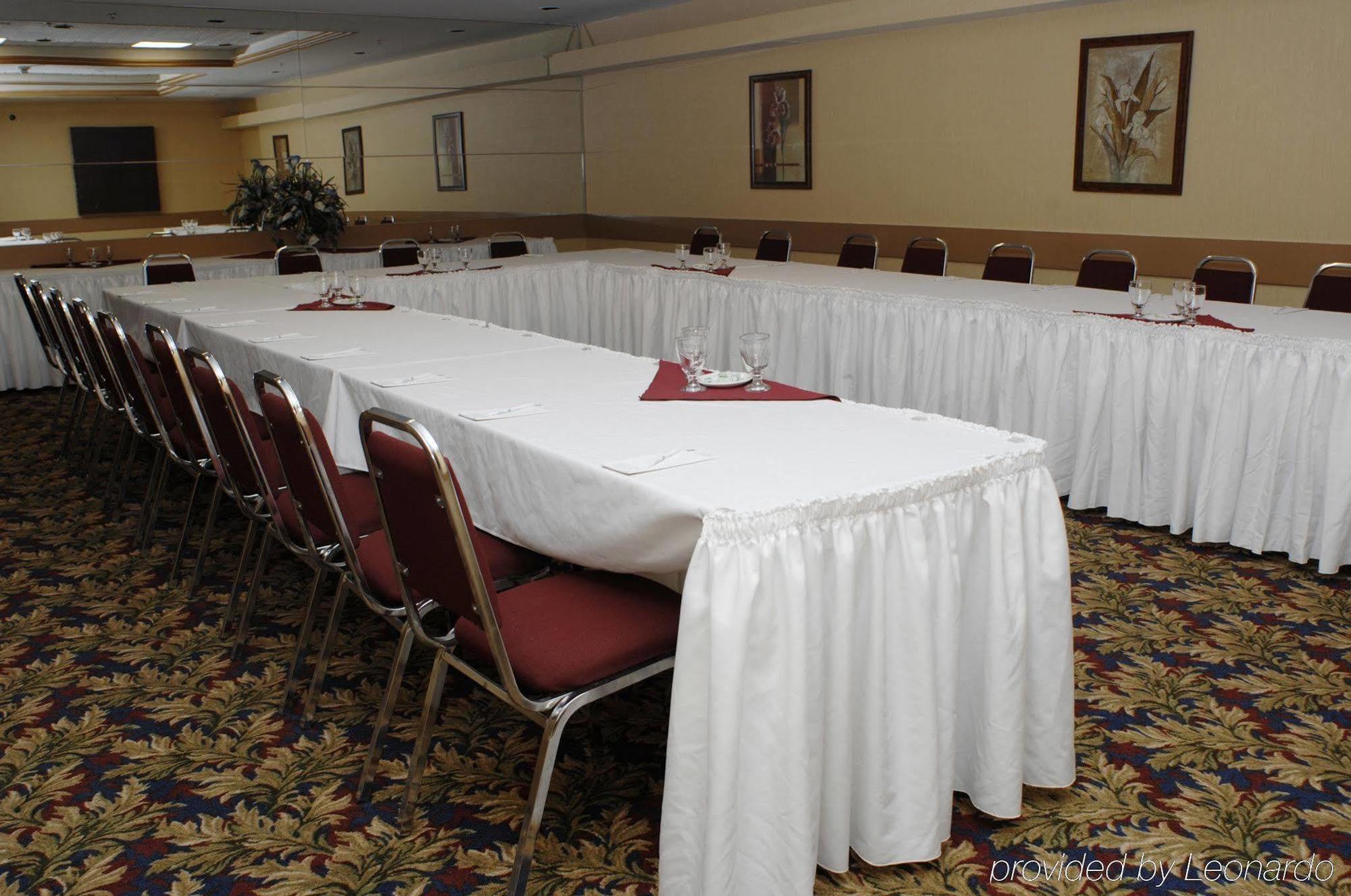 Four Points By Sheraton Toronto Airport East Perniagaan gambar